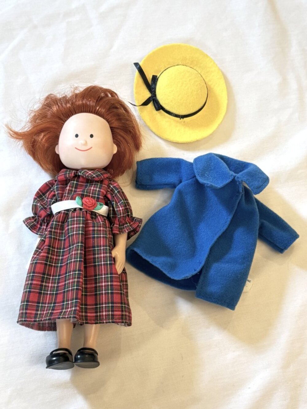 Vintage 1994 Madeline Poseable Doll Hat Coat Shoes Dress Scar 7 1/2" Clean